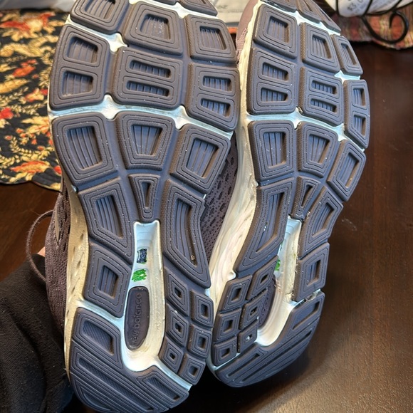 New Balance 680 running shoes size 9 - Picture 5 of 5